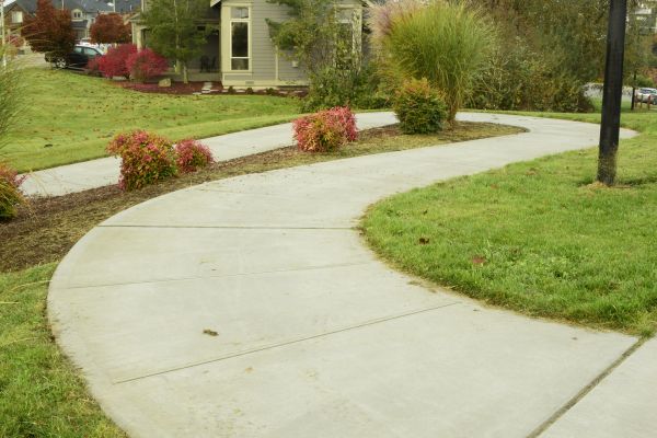 Cost of Concrete Sidewalk Replacement in Redwood City