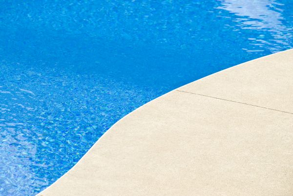 Cost of Pool Deck Paving in Redwood City