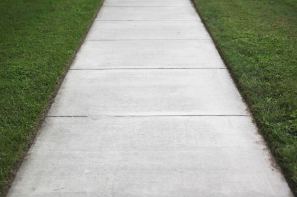 Cost of Concrete Walkway Replacement in Redwood City