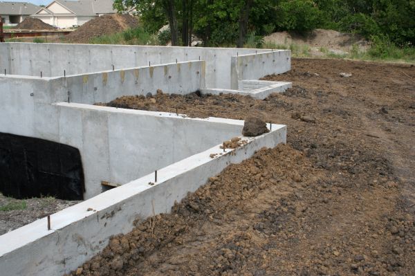 Cost of Foundation Wall Construction in Redwood City