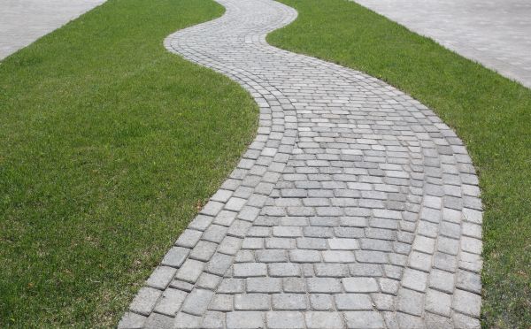 Cost of Walkway Paving in Redwood City