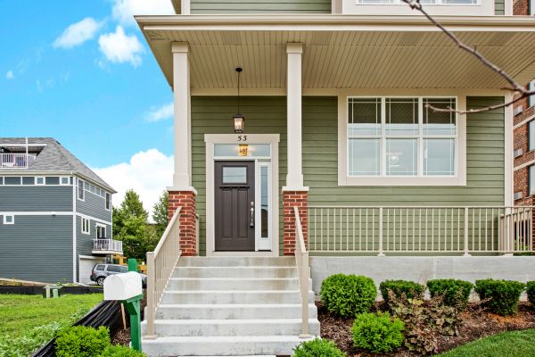 Cost of Entryway Stairs Installation in Redwood City