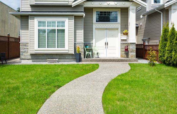 Cost of Concrete Path Construction in Redwood City