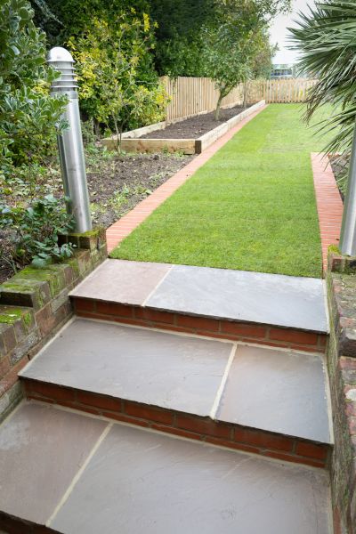 Cost of Backyard Steps Installation in Redwood City