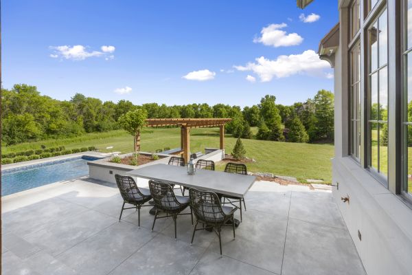 Cost of Patio Concrete Construction in Redwood City