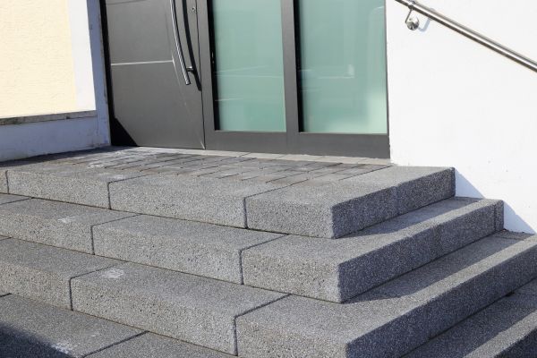 Cost of Custom Steps Installation in Redwood City