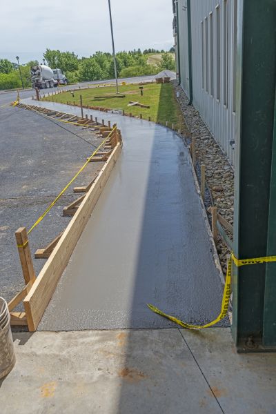 Cost of Concrete Sidewalk Paving in Redwood City