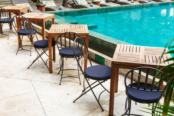 Cost of Pool Patio Concreting in Redwood City